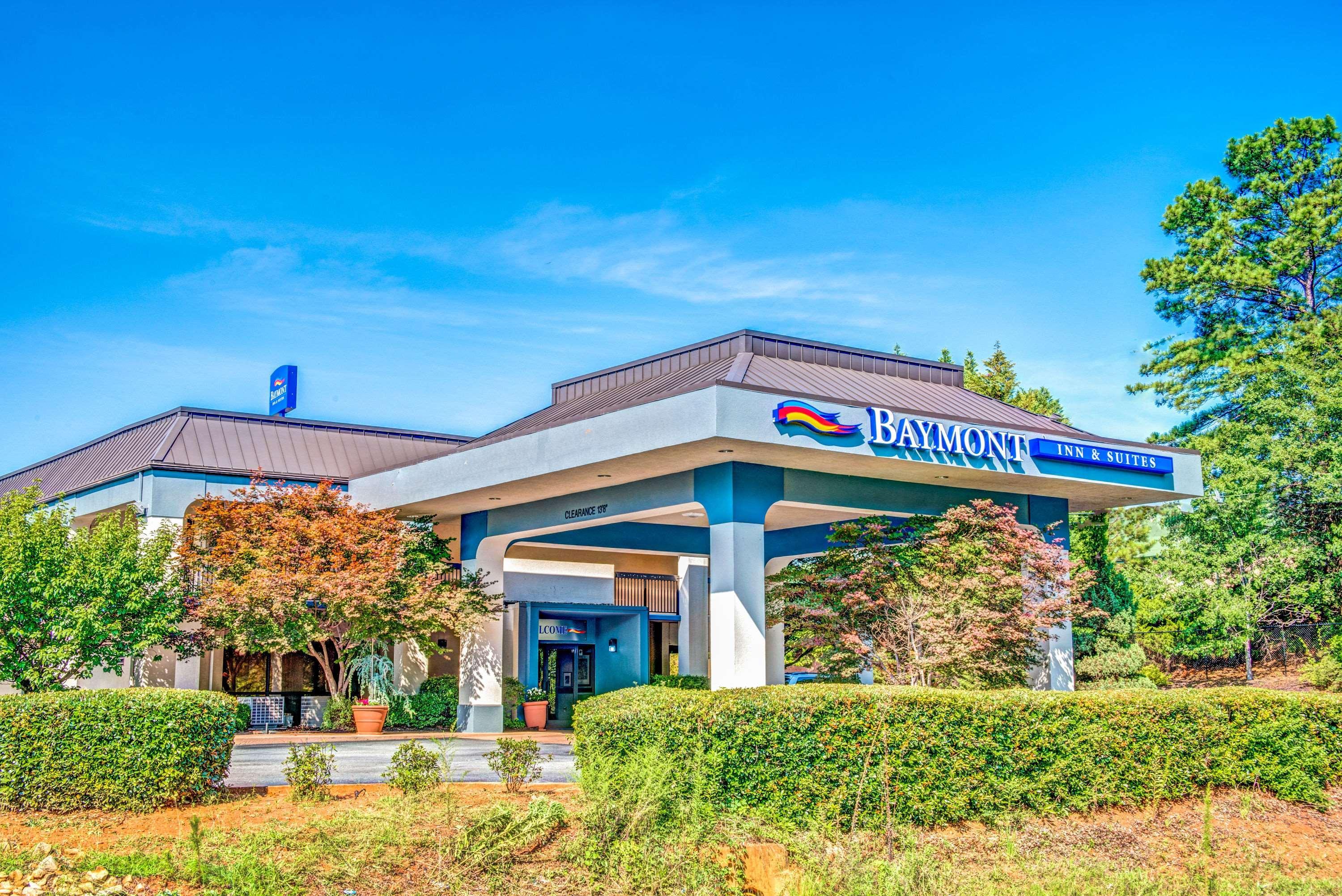 Hotel Baymont By Wyndham Mcdonough Extérieur photo